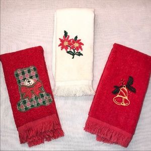 Set of 3 Vintage Holiday Hand Towels